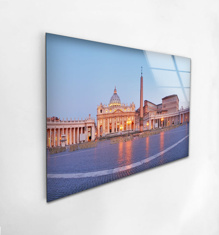 Glaswandkunst der Vatikanstadt – Majestätischer Blick auf den Petersplatz im Morgengrauen
