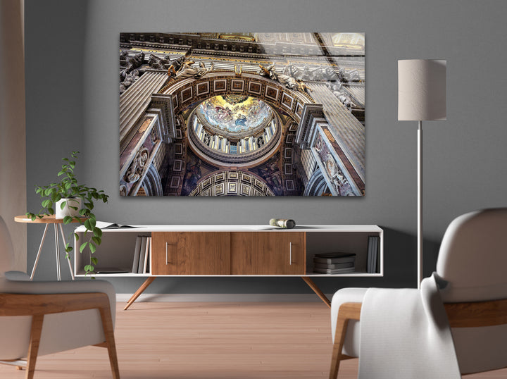 Glaswandkunst im Petersdom – Vatikanische Deckenarchitektur