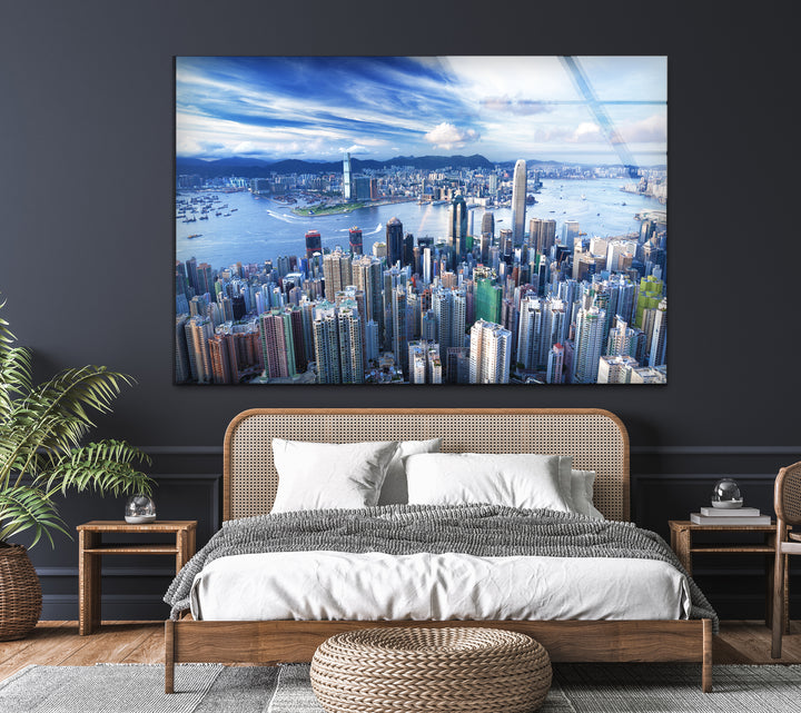 Glaswandkunst mit Skyline von Hongkong – Stadtbild und Hafenblick aus der Luft