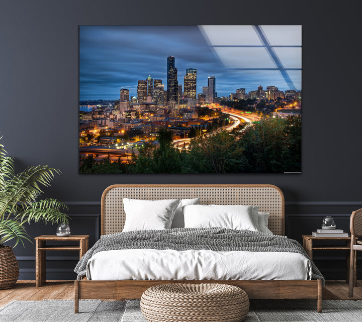 Seattle Skyline Glaswandkunst – Atemberaubender Blick auf die Innenstadt von Seattle bei Nacht