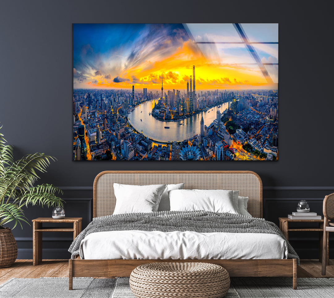 Glaswandkunst mit Skyline von Shanghai – Luftaufnahme des Stadtbilds bei Sonnenuntergang
