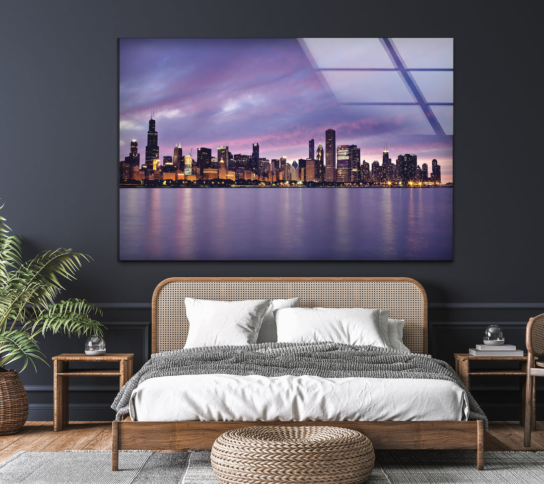 Glaswandkunst mit der Skyline von Chicago – Atemberaubender Blick auf die Innenstadt von Chicago bei Sonnenuntergang