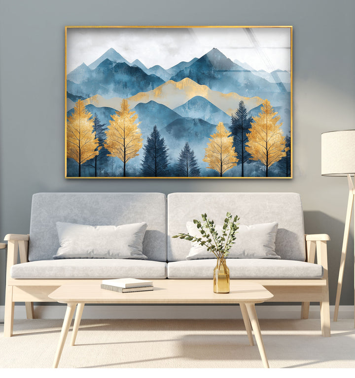 Goldene Kiefern in den Azurbergen – Landschafts-Wandkunst aus Glas