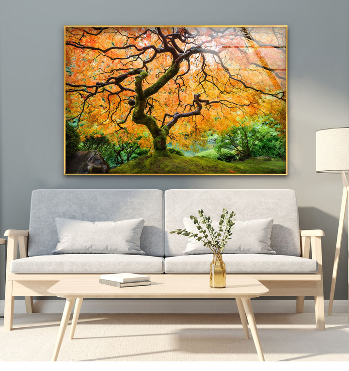 Golden Canopy Elegance – Japanische Ahorn-Glaswandkunst
