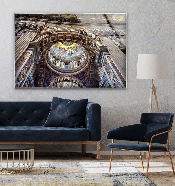 Glaswandkunst im Petersdom – Vatikanische Deckenarchitektur