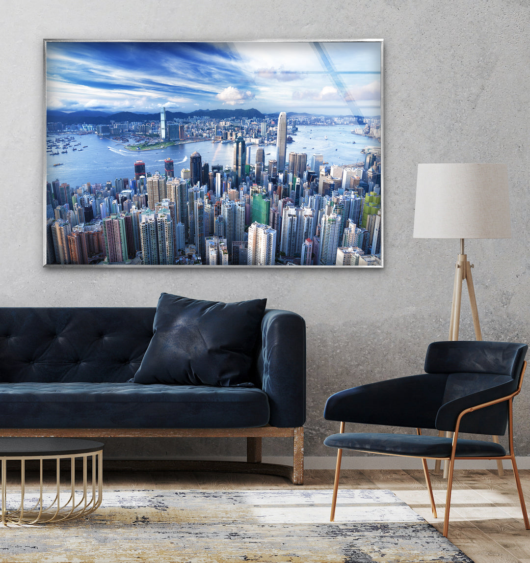 Glaswandkunst mit Skyline von Hongkong – Stadtbild und Hafenblick aus der Luft