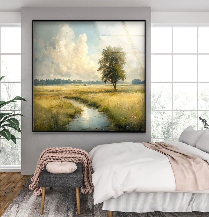 Goldene Wiese – Friedliches Feld mit einsamem Baum, Glaswandkunst