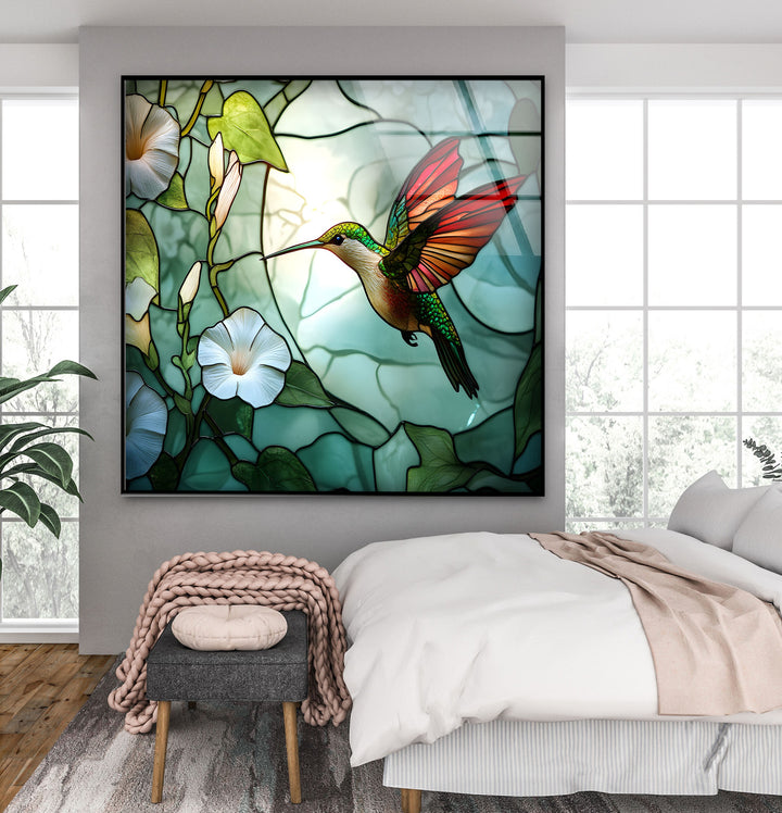 Strahlender Kolibri und Prunkwinde – Tierische Glaswandkunst
