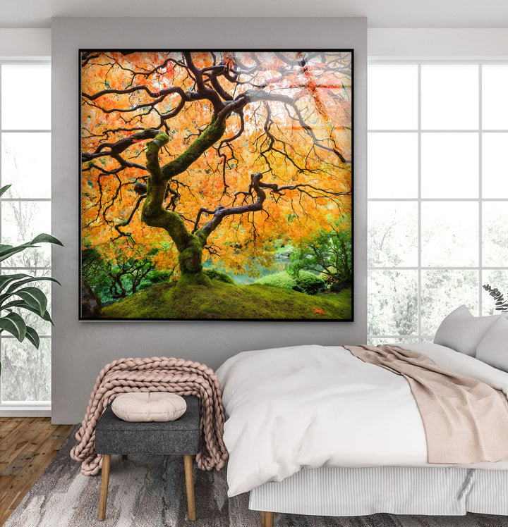 Golden Canopy Elegance – Japanische Ahorn-Glaswandkunst