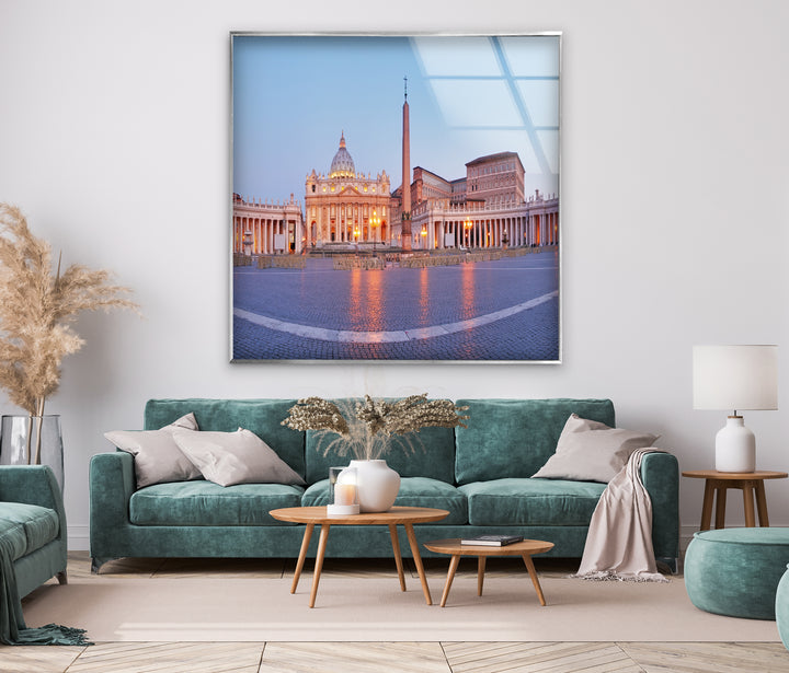 Glaswandkunst der Vatikanstadt – Majestätischer Blick auf den Petersplatz im Morgengrauen