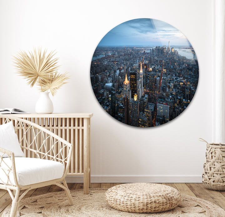 Glaswandkunst mit der Skyline von New York City – Atemberaubende Luftaufnahme von Manhattan in der Dämmerung