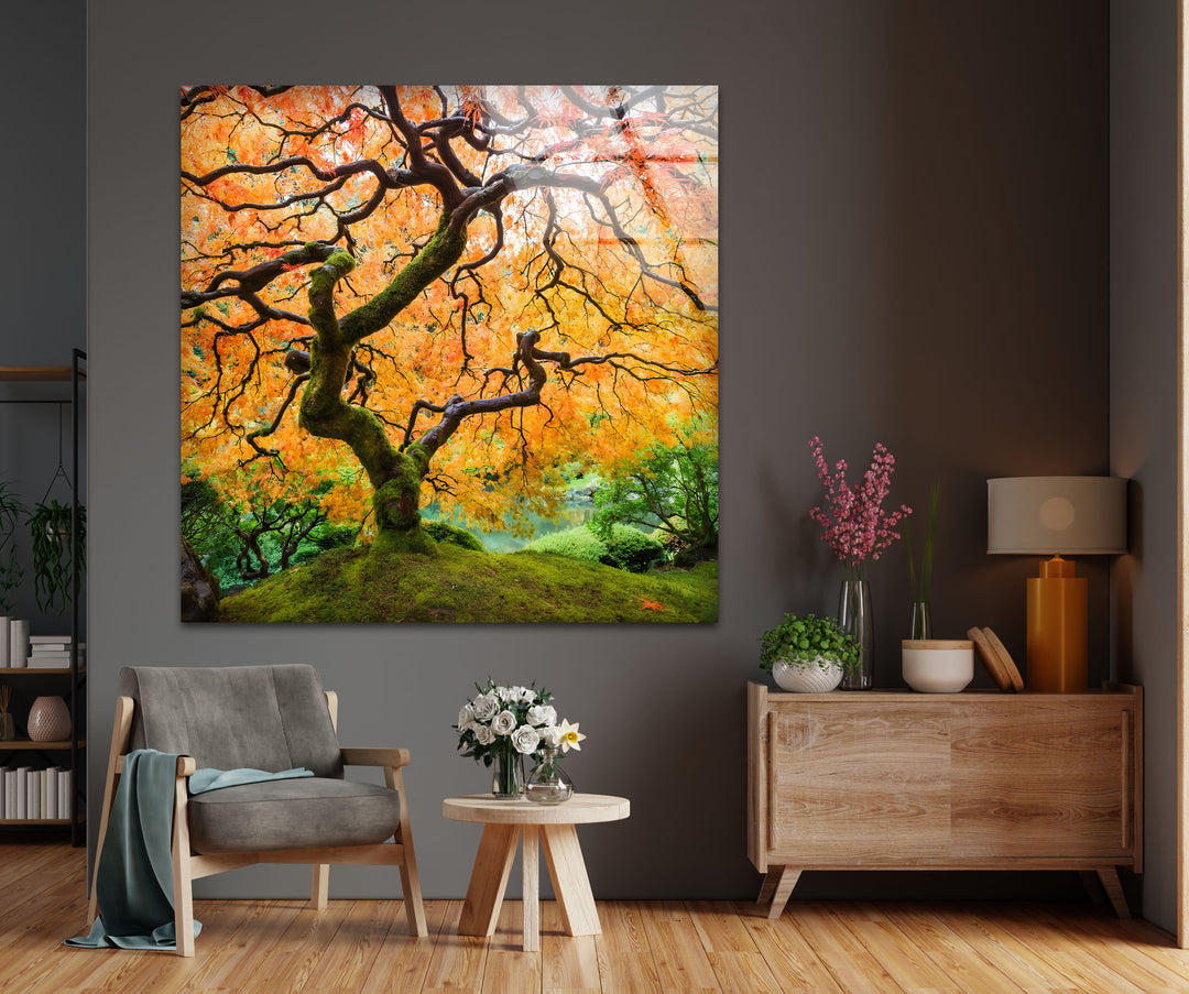 Golden Canopy Elegance – Japanische Ahorn-Glaswandkunst