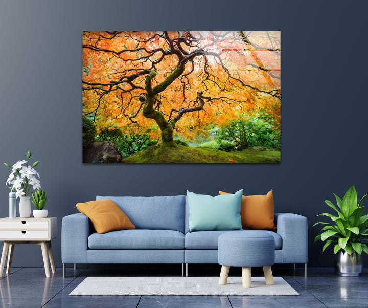 Golden Canopy Elegance – Japanische Ahorn-Glaswandkunst