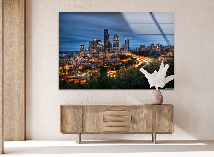 Seattle Skyline Glaswandkunst – Atemberaubender Blick auf die Innenstadt von Seattle bei Nacht