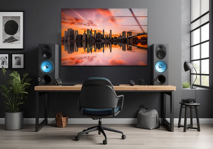 Glaswandkunst New York City – Spiegelung der Brooklyn Bridge und der Skyline bei Sonnenuntergang