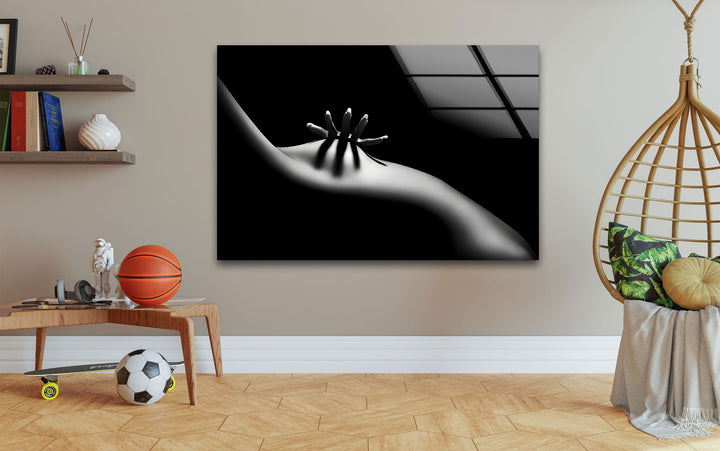 Erotic paintings and nude art combined with striking sexy decor aesthetics

