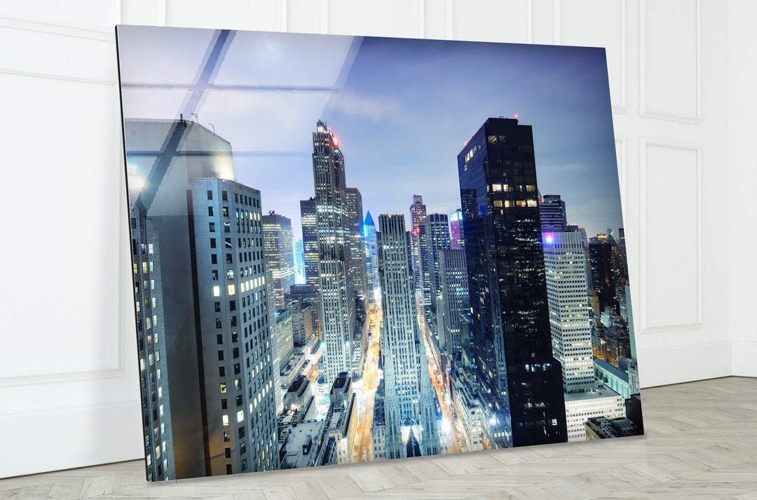 Glaswandkunst mit der Skyline von Chicago – Atemberaubender Nachtblick auf die Wolkenkratzer und Straßen der Innenstadt
