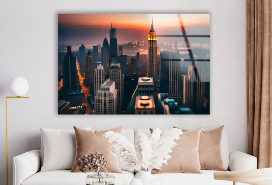 Clean-cut edges define this empire state building tempered glass wall art, showcasing a crisp NYC skyline glass print, complete with high-resolution details.