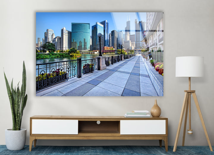Chicago Riverwalk Glaswandkunst – Atemberaubender Blick auf die Wolkenkratzer der Innenstadt und den Uferweg