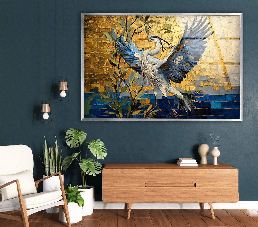 Golden Ascent – ​​Reiher im Flug – Glaswandkunst