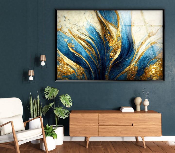 Abstrakte Wandkunst in Blau und Gold – Luxuriöser Glasdruck für glamouröse Innenräume 