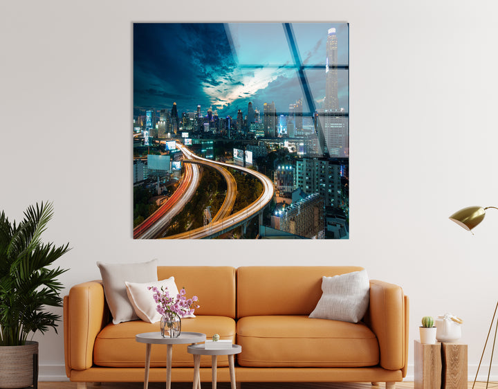 Glaswandkunst mit der Skyline von Bangkok – Atemberaubender Nachtblick auf Thailands ikonisches Stadtbild