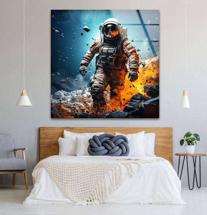 Explodierende Astronauten-Wandkunst – Weltraum-Feuer- und Steinglasdruck für mutige Innenräume