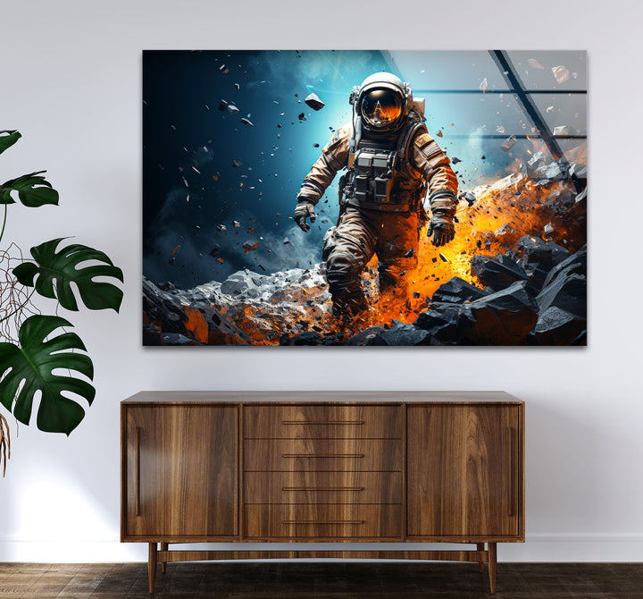 Explodierende Astronauten-Wandkunst – Weltraum-Feuer- und Steinglasdruck für mutige Innenräume