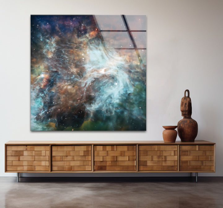 Wandkunst mit kosmischen Nebeln – Ätherischer Glasdruck aus den Tiefen des Weltraums für elegante Innenräume