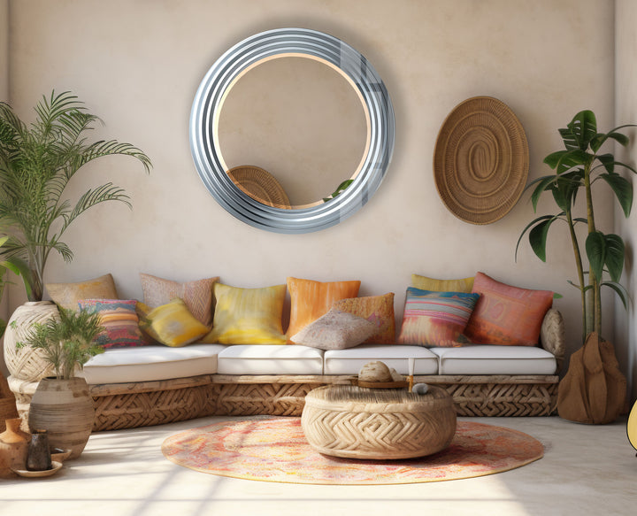 Modern Chrome Spiral Mirror – Sleek Round Wall Accent Design