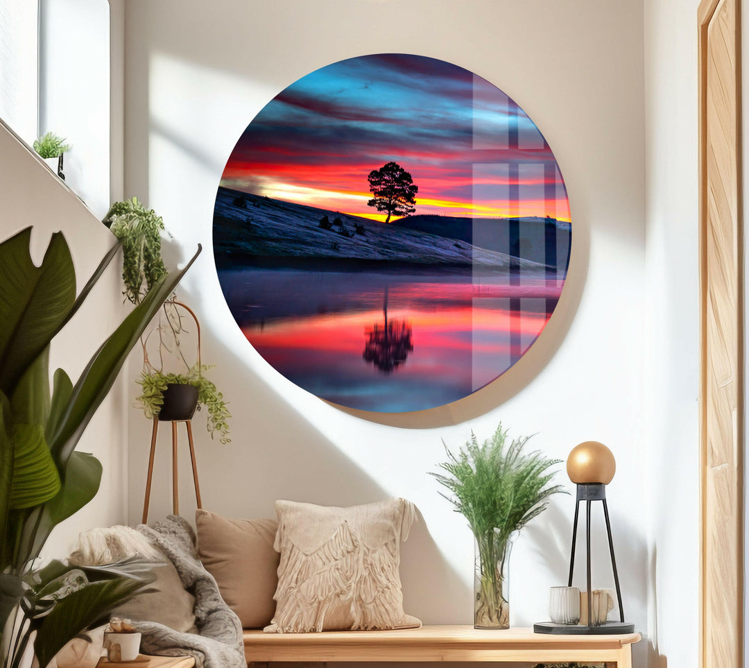 Lone Tree and Mirror Lake – A Nature-Inspired Glass Artwork
