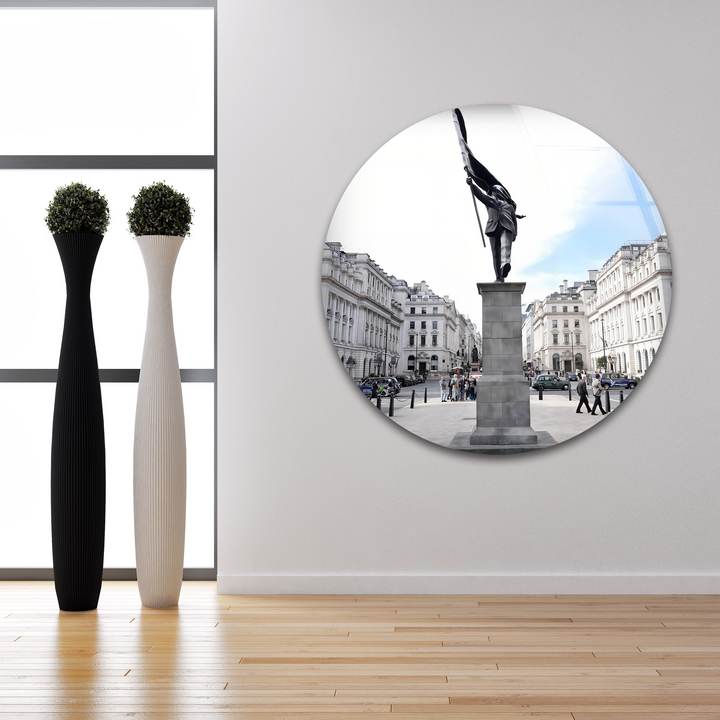 Organic forms of lush green plants in elegant black and white vases complement the circular city square freedom statue wall prints.