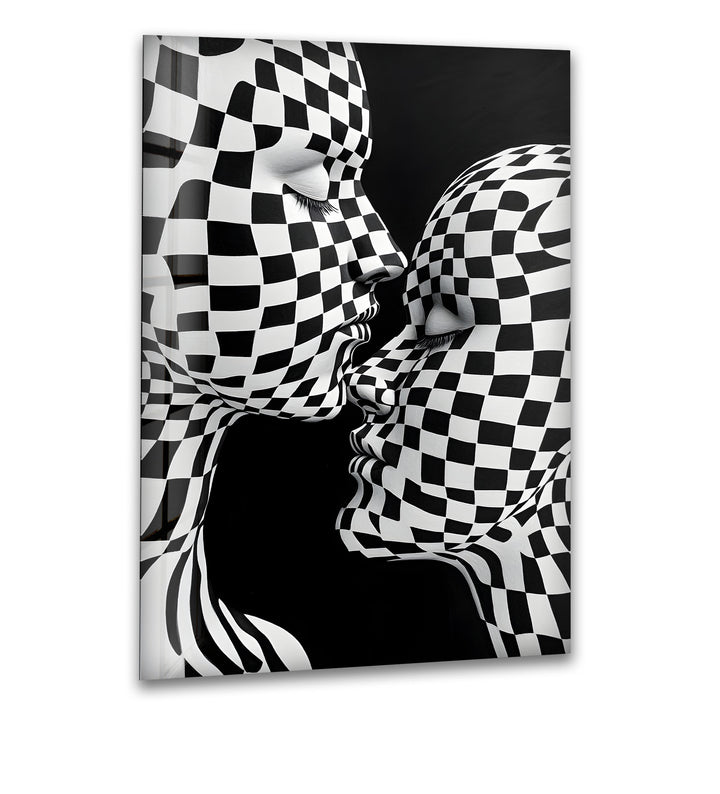Bold black-and-white kiss design on glass with a striking checkered pattern.
