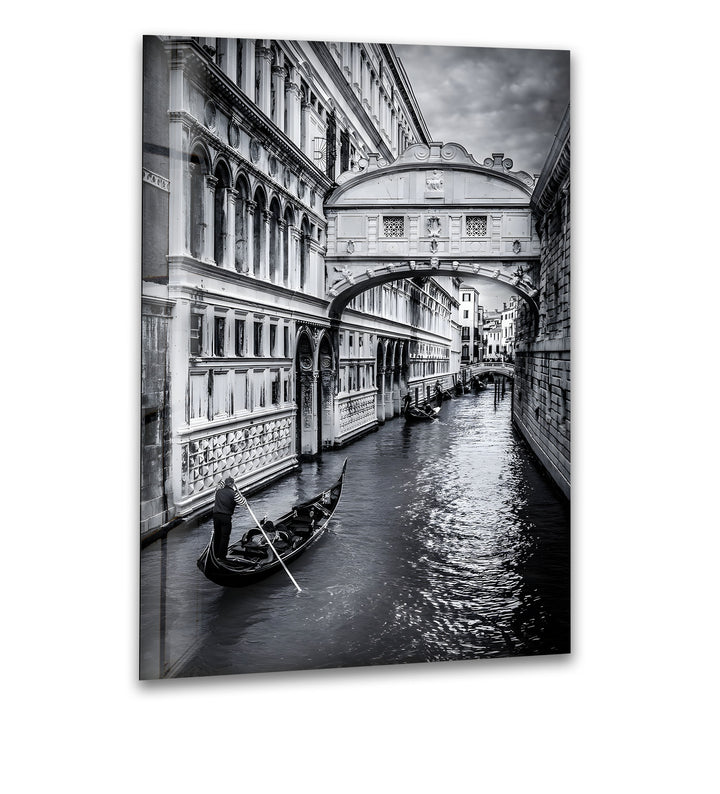 Gondelfahrt in Venedig – Schwarz-Weiß-Wandbild mit der Seufzerbrücke