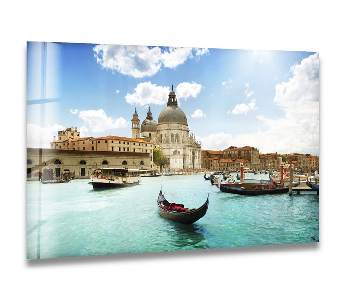 Glaswandkunst in Venedig – Blick auf den Canal Grande und die Gondel der Basilika