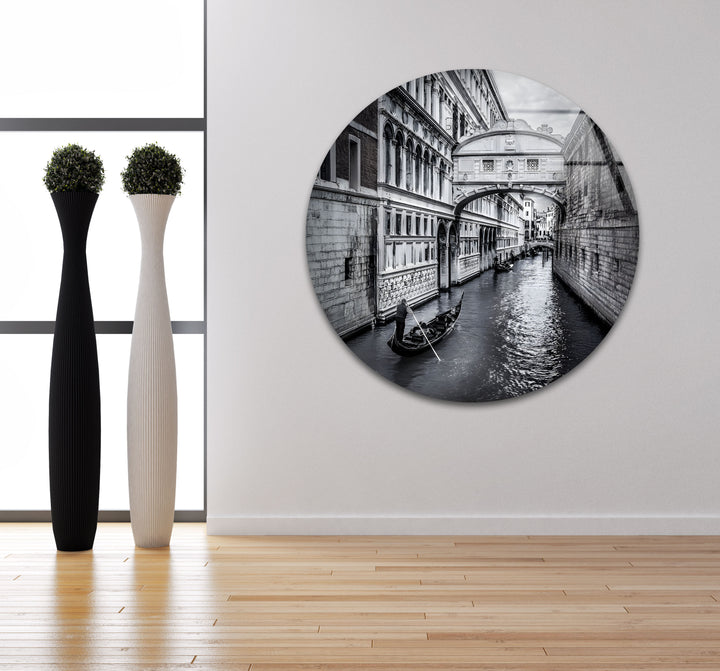 Gondelfahrt in Venedig – Schwarz-Weiß-Wandbild mit der Seufzerbrücke