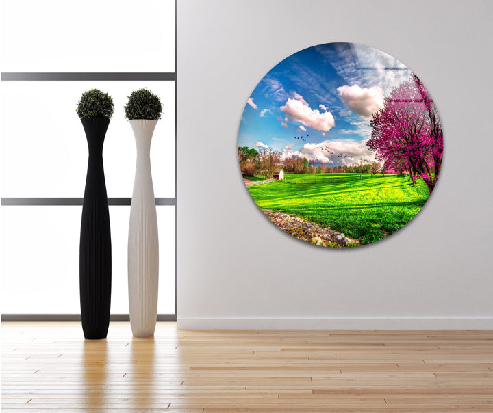Frühlingswiese Glaswandkunst – Lebendige Landschaft &amp; blühende Bäume
