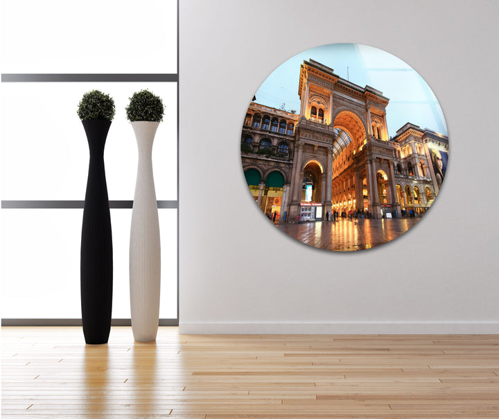 Mailänder Glaswandkunst – Galleria Vittorio Emanuele II in der Abenddämmerung