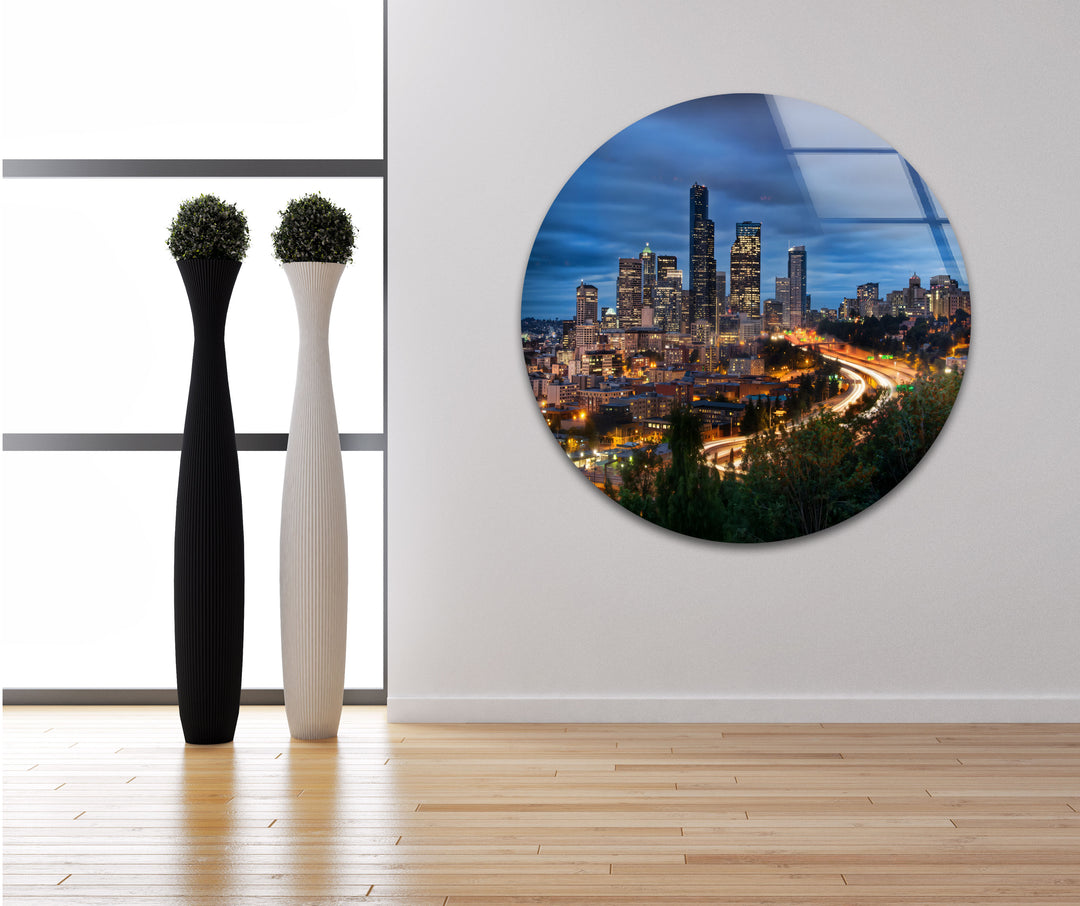 Seattle Skyline Glaswandkunst – Atemberaubender Blick auf die Innenstadt von Seattle bei Nacht