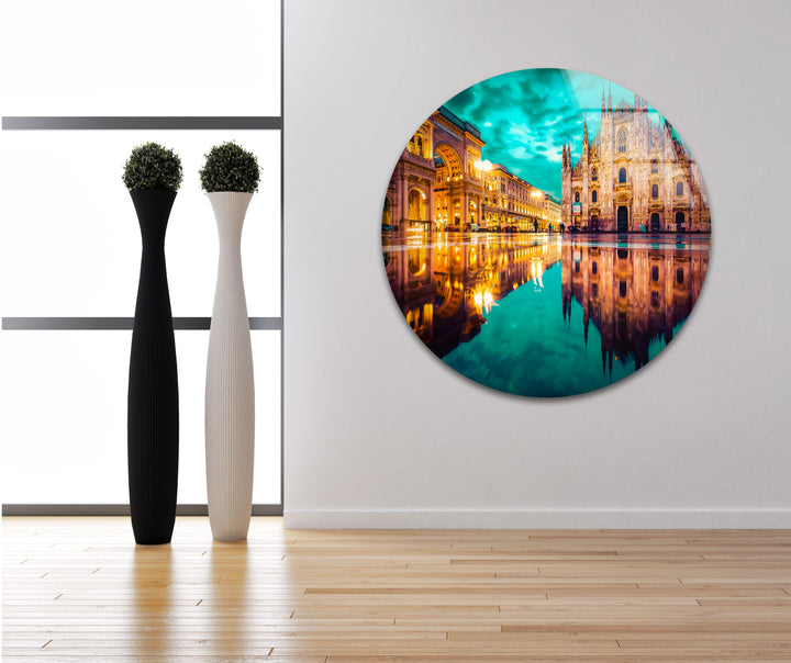 Glaswandkunst mit Stadtbild von Mailand – Spiegelbild der berühmten Domkathedrale und der Galleria Vittorio Emanuele