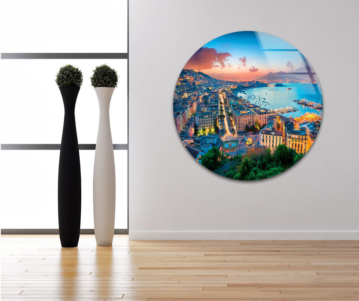 Glaswandkunst mit Skyline von Neapel – Blick auf die Bucht bei Sonnenuntergang und die Stadtlandschaft