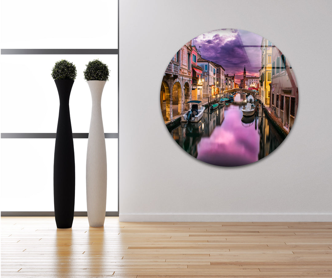 Glaswandkunst am Kanal von Venedig – Romantische Sonnenuntergangsreflexionen