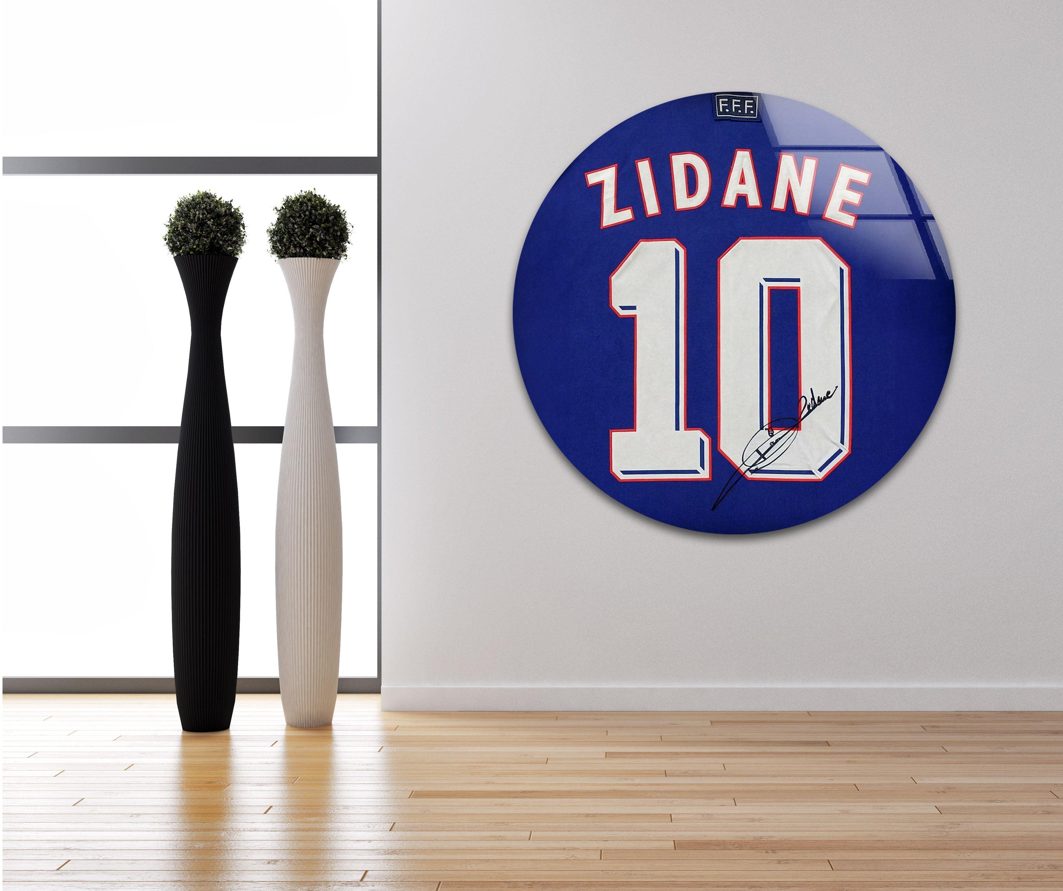 Zidane 10 Glass Wall Art – Iconic Football Legend – MyPhotoStation