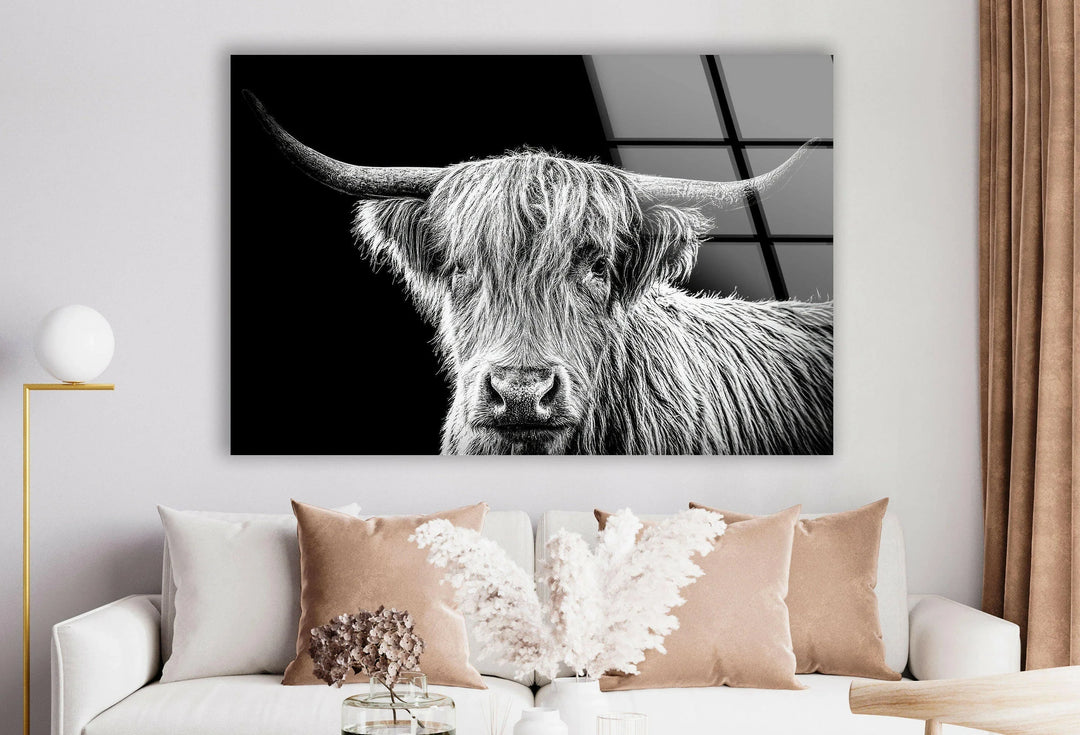 Grayscale highland cow artwork on glass capturing the animal’s long hair and expressive stance.
