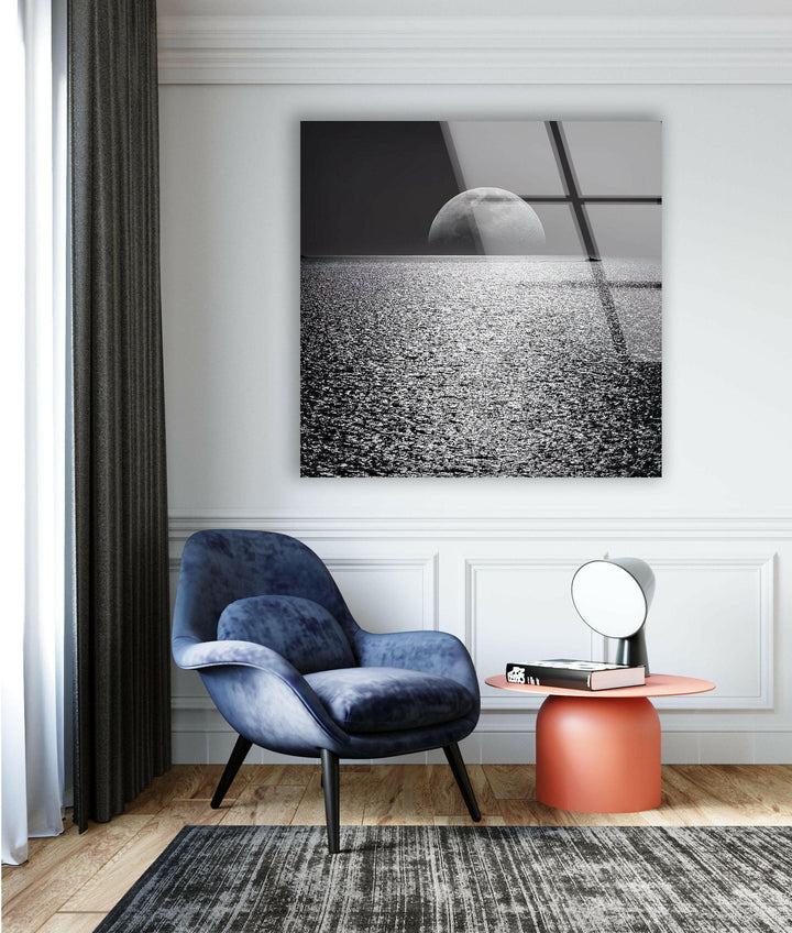 Peaceful Moonlit Horizon – A Stunning Coastal Scene on Glass
