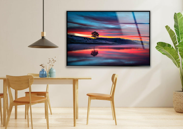 Sunset Reflection on Glass – A Peaceful and Timeless Scene

