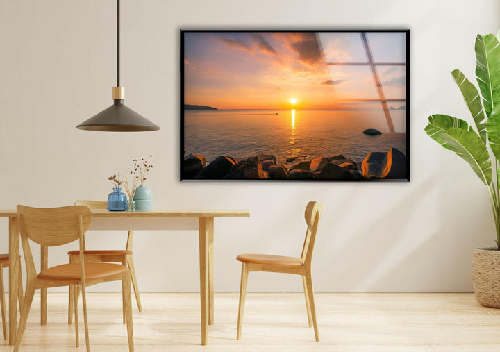 Golden Hour Over the Ocean – A Soothing Seascape on Glass Print
