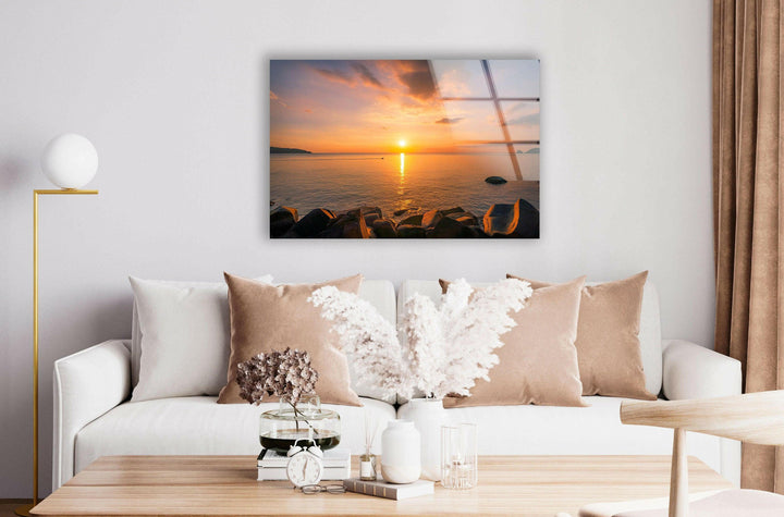 Sunset Glow on the Water – A Captivating Glass Artwork
